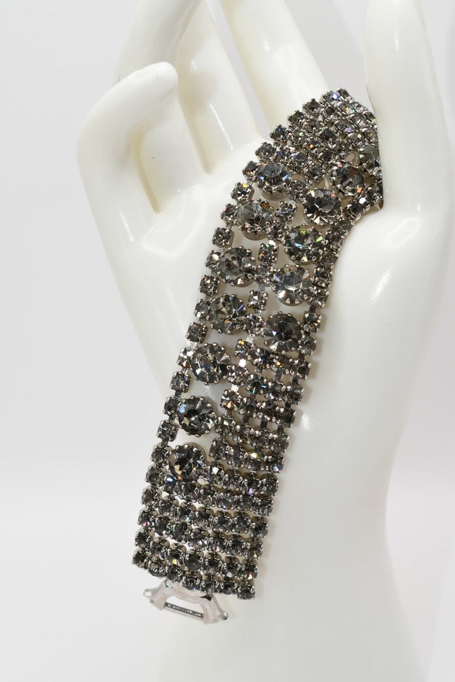 Vintage Weiss Black Diamond Rhinestone Bracelet Wide Rhodium